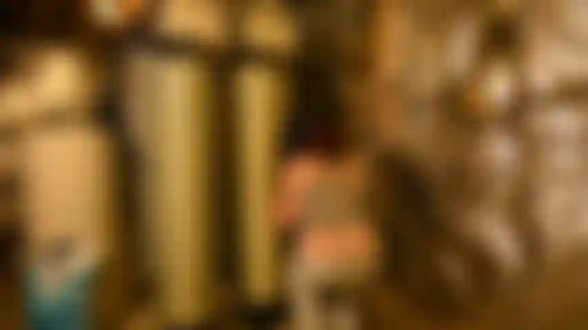 Un idraulico crack ti prosciuga il cazzo.