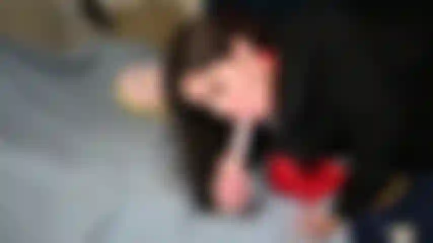 La studentessa si masturba con un'atmosfera carina.