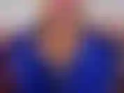 Per feticisti e modaioli a grande richiesta. La mia piena figura femminile risplende in abito blu reale, calze bianche e lingerie rosa caldo sotto. La tua mascella cadrà, i tuoi occhi si apriranno, quando.