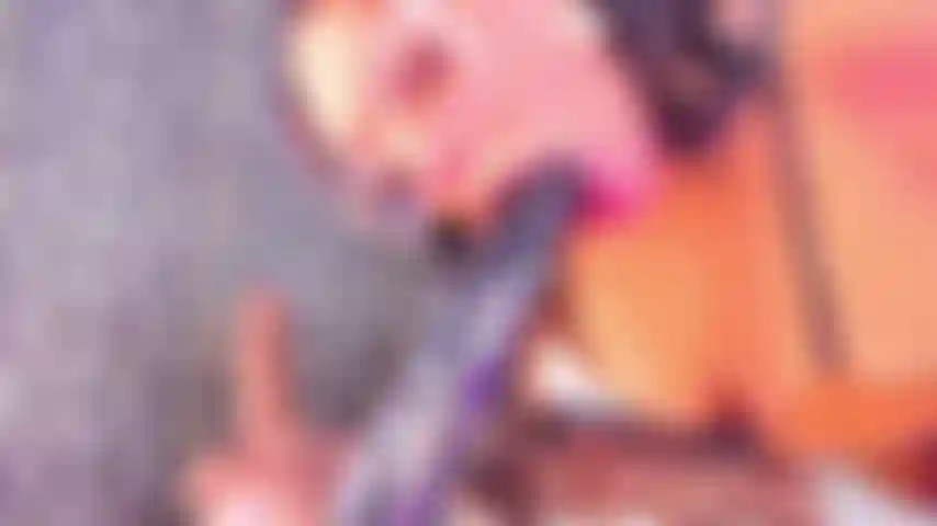 Le bambole mi rendono felice come una cagna.