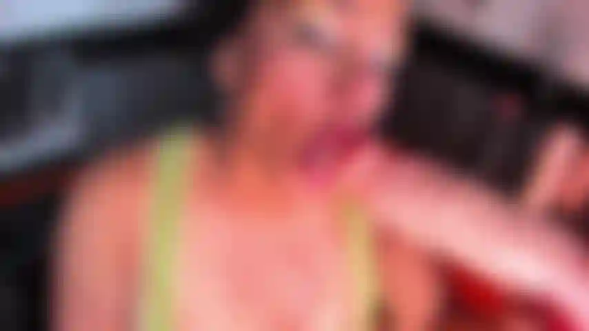 Faccio pompini con grandi giocattoli !!!