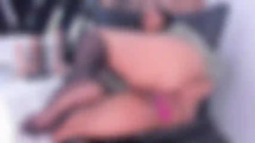 Mi sditalino nel culo e mi masturbo in camera!!!