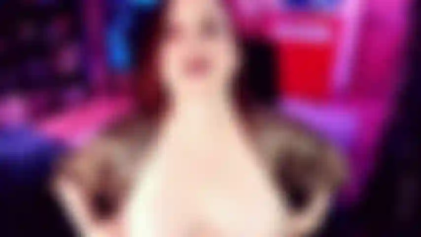 New gooner sfruttamento: cerchi di passare per un normale pervertito amante delle tette ma ti scopro abbastanza rapidamente. In realtà sei un gooner.