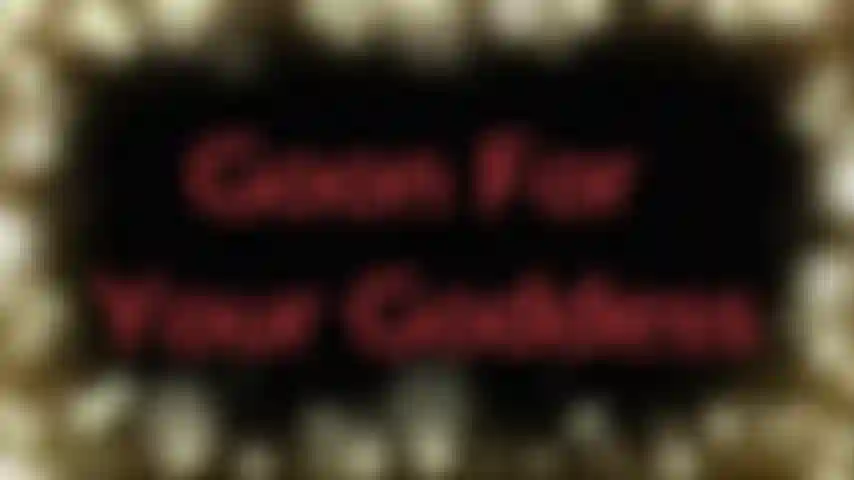 Goon per la tua dea - mi sto mettendo un pigiama nuovo e penso che dovresti aiutarmi. Non ti preoccupare, vedrai. Guarda e vai e accarezza. La tua dea è così tenera.