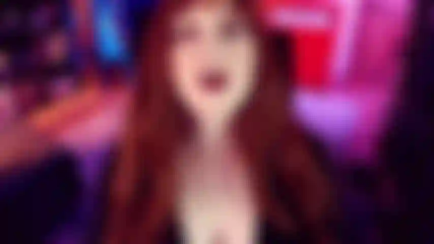 Stringi la mano per me - accarezzando quel cazzo, stuzzicandolo, tirandolo fuori, facendolo lavorare per bene - ancora e ancora e ancora. Forse legherò anche quelle palle per me, così potrai diventare di una bella tonalità di viola. Ecco, mettiti la mano per me, pervertito.