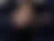 Gioco di calze di nylon e tacchi joi - mi diverto a guardare e ascoltare il fruscio di calze di nylon autentiche sotto la mia gonna mentre ti stuzzico con i miei tacchi alti che penzolano dalla punta dei miei piedi.