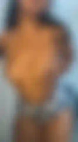 letting my body move slowly to ignite your imagination