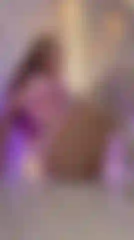 La tua ragazza obbediente è qui!