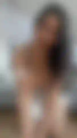 Costume da cameriera francese.