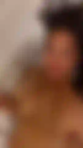 Faccio la doccia alle tette.