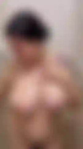 Una scopata oleosa con un grosso cazzo nero.