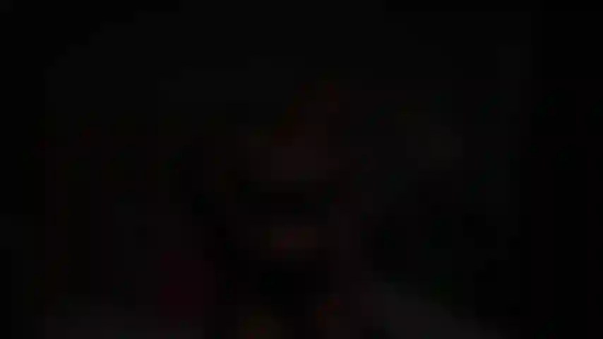 Sexy e bionda dea felisha.