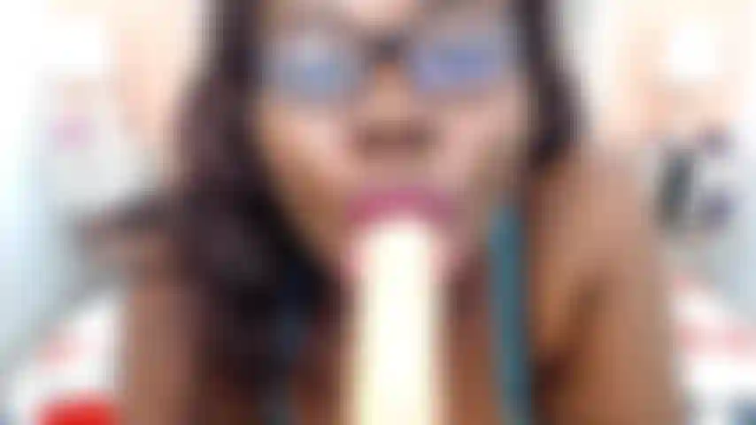 Pompino con gli occhiali.