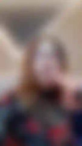 Guarda la tensione crescere, goditi ogni reazione e vedi se riesci a tenere il passo. Sei pronto per la sfida?