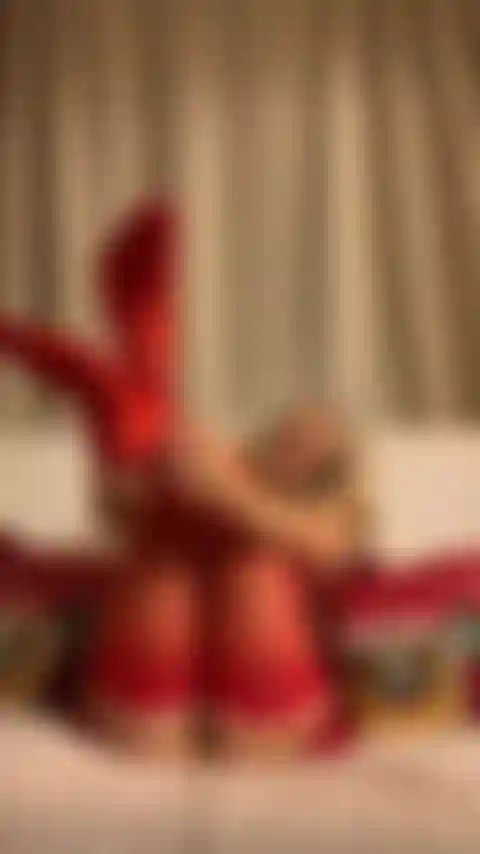 Calze rosse della pornostar anita dark.