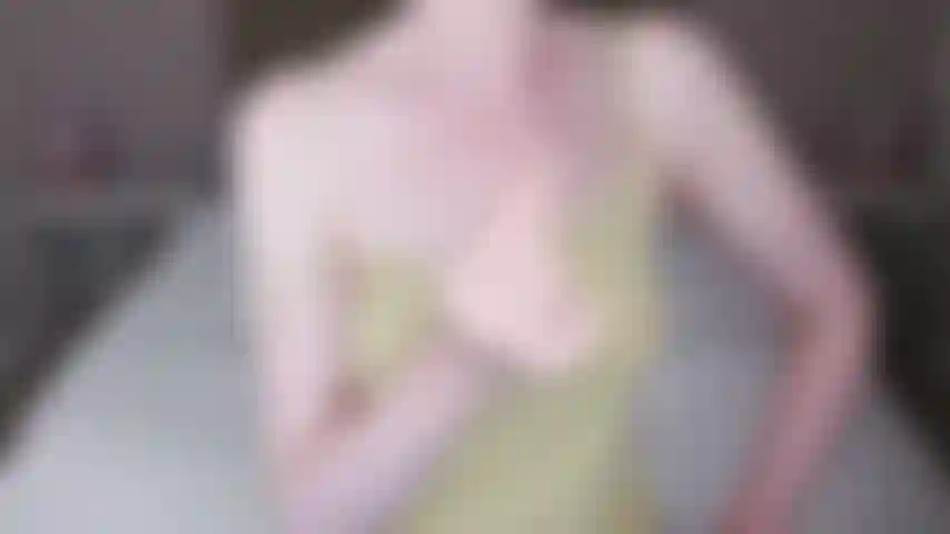 Dominio finanziario - non sarai mai veramente felice finché non mi darai tutti i tuoi soldi. Puoi iniziare ora acquistando questo video. Ecco, non ti senti meglio?