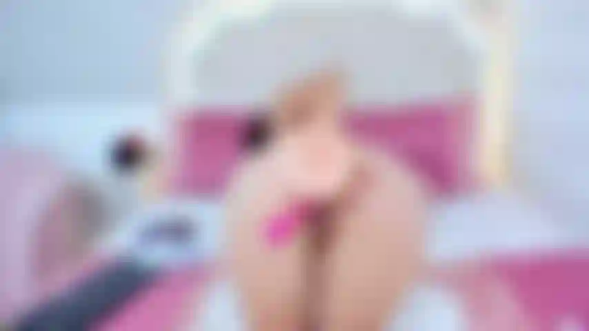 Il mio culo viene scopato da un bel cazzo.