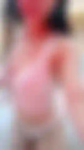 Le mie tette implorano di essere scopate e baciate finché non saranno molto bagnate.