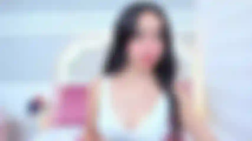 La mia bocca è felice quando ha un cazzo dentro.