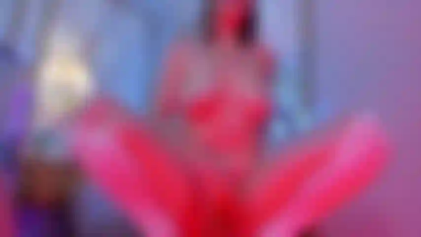 Mi rendi la mia figa molto bagnata, un grande schizzo per te dopo averci dato amore.