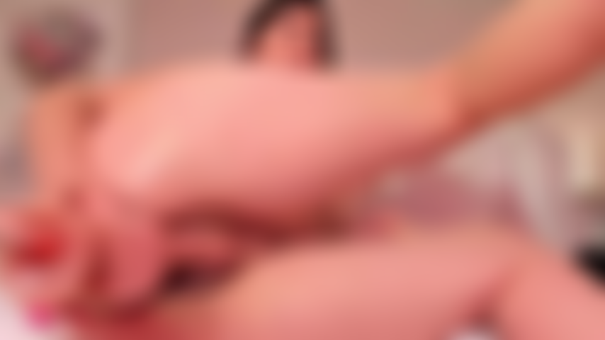 Your cock enters my pussy !! Mmm