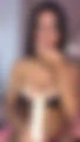 Tanta saliva sul tuo pene.