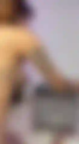 Scopa così forte finché non geme di piacere.