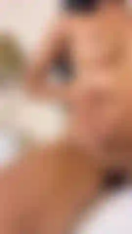 Una ragazza dal corpo sexy.