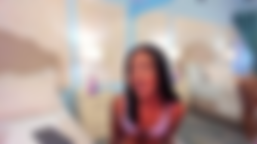 Con un gran culo/buco.