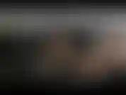 Una sega arrapata, senza sborrare le mani.