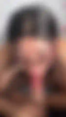 Ecco come ti farei un pompino #blowjob #model #latina #teen18+ #viral #fuckmymouth #cute #glasses.