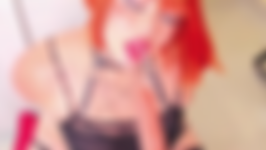 Punto di vista di un pompino bagnato sexy.