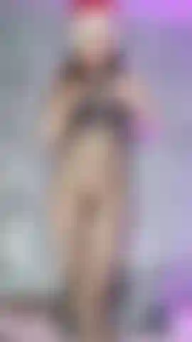 Small, delicious tits