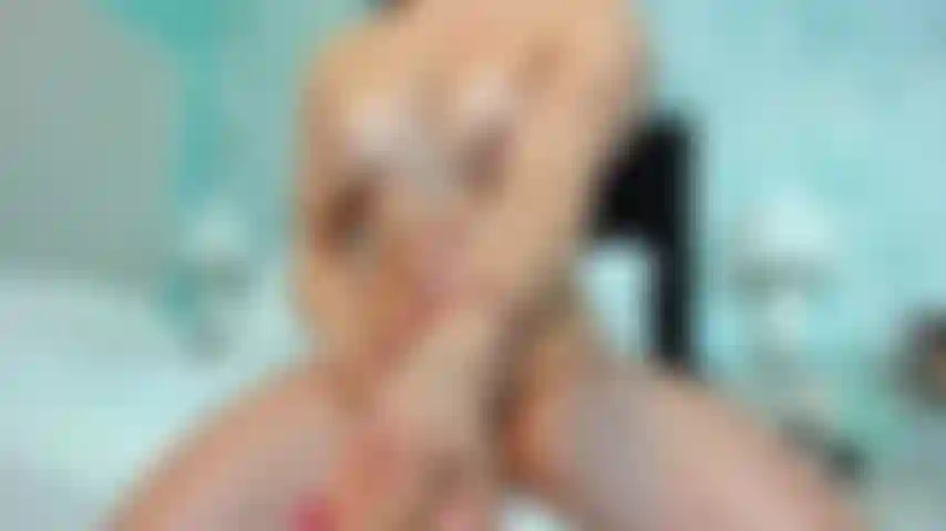 Every breath, every move  I want to feel your strength and lose control in your rhythm.