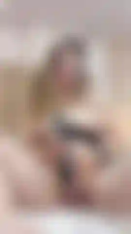 Watch how I make my pussy vibrate