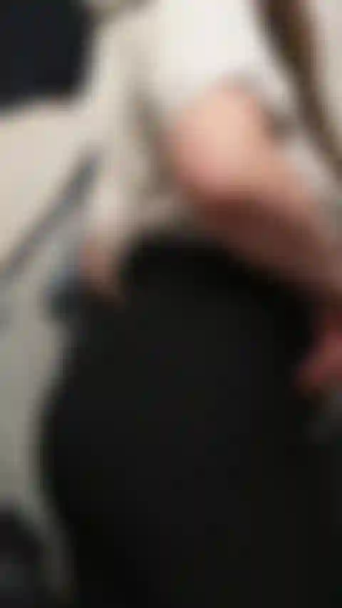 Watch me put leggings on my big ass