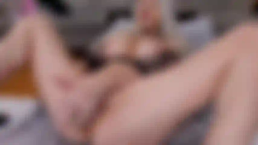 Guardami squirtare così forte!!!