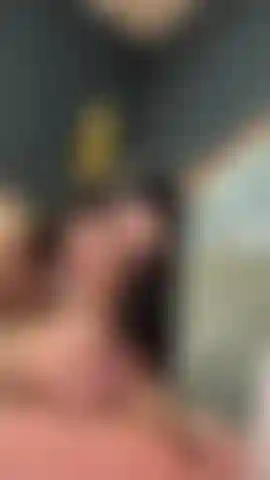 Ti succhio il cazzo.