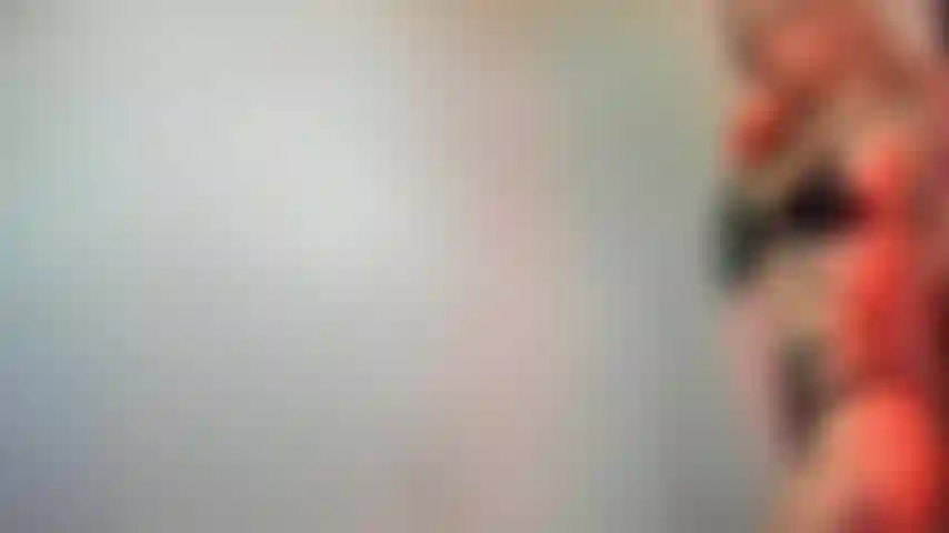 Il tuo succhiare il cazzo mi eccita.