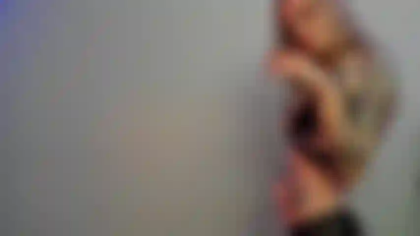 Sph in lingerie di pizzo.