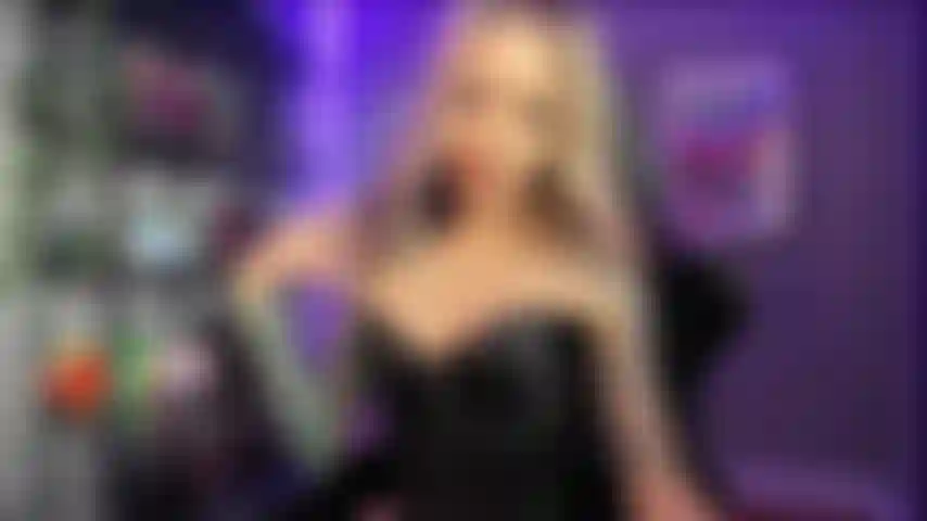 Piccolo cazzo prova duro - sph.