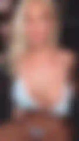 Anteprima: mi ami scopare e allargare il mio corpo rosa a forma di figa.