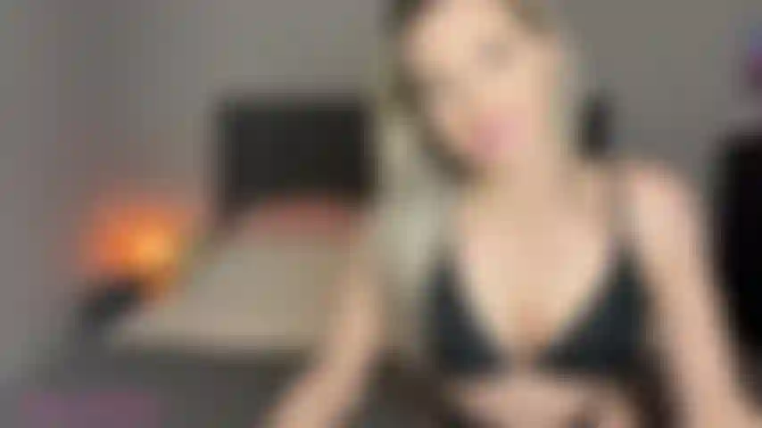 Posacenere umano che fuma feticcio 1080hd.