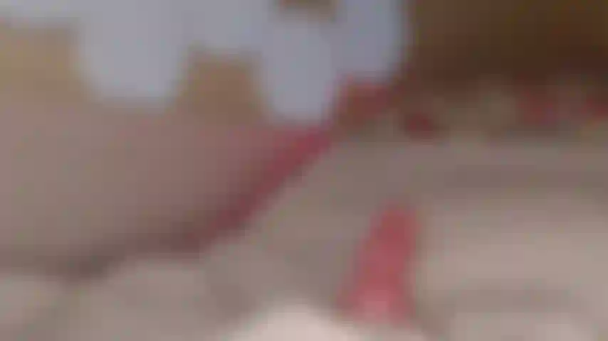Una cowgirl al contrario che cavalca il mio dildo.