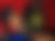 Batgirl con 2 dildo neri, che penetra nelle sue profondità in nome della giustizia.