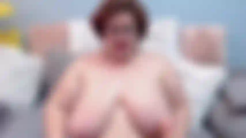 Vieni sulle mie tette.