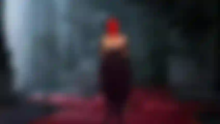 Derivazione sensoriale. Ma lei sa che lui è qui.