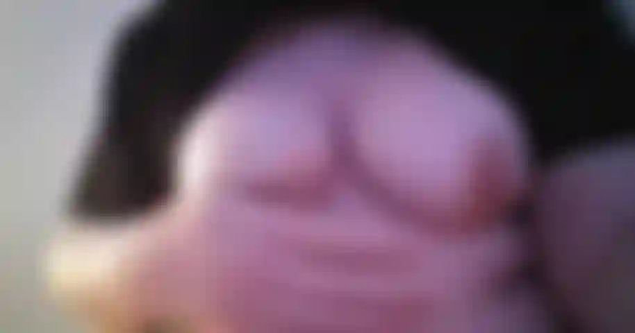 Titty play