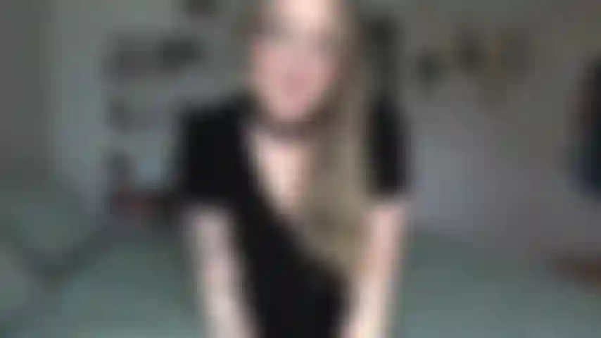 Non dire al mio ragazzo che ti ho fatto una sega.