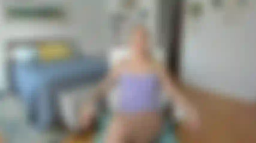 Dommy, incoraggiamento a masturbarsi.